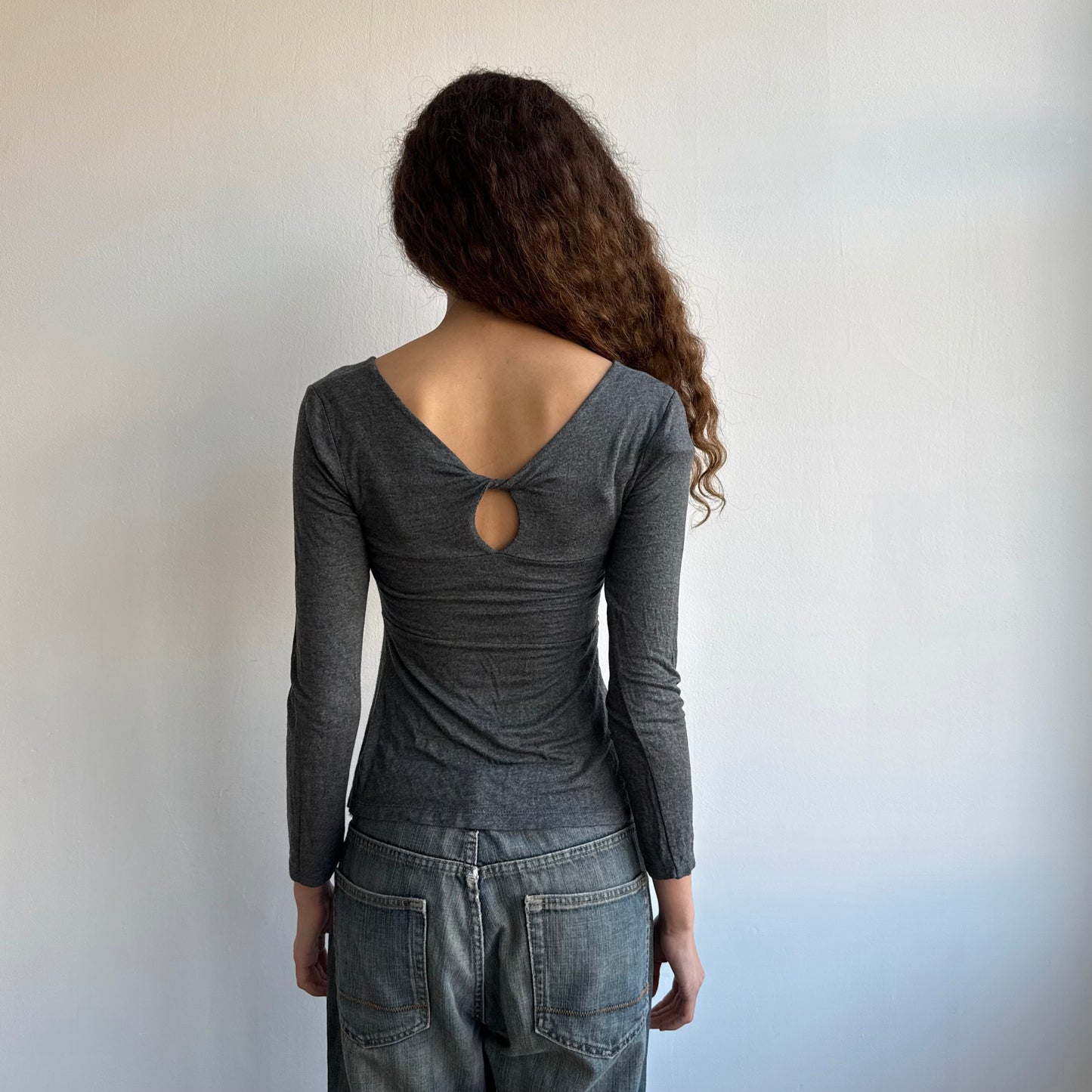 Charcoal twist keyhole top - Size S