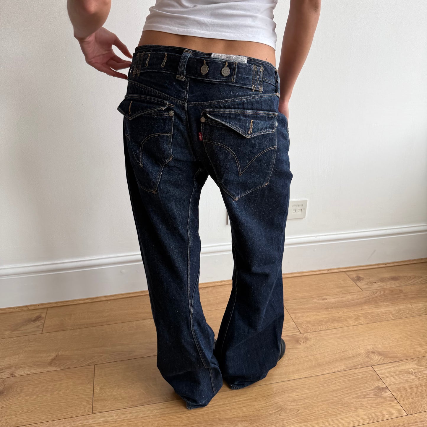 Levi’s Engineered dark wash button jeans - Size 32x32