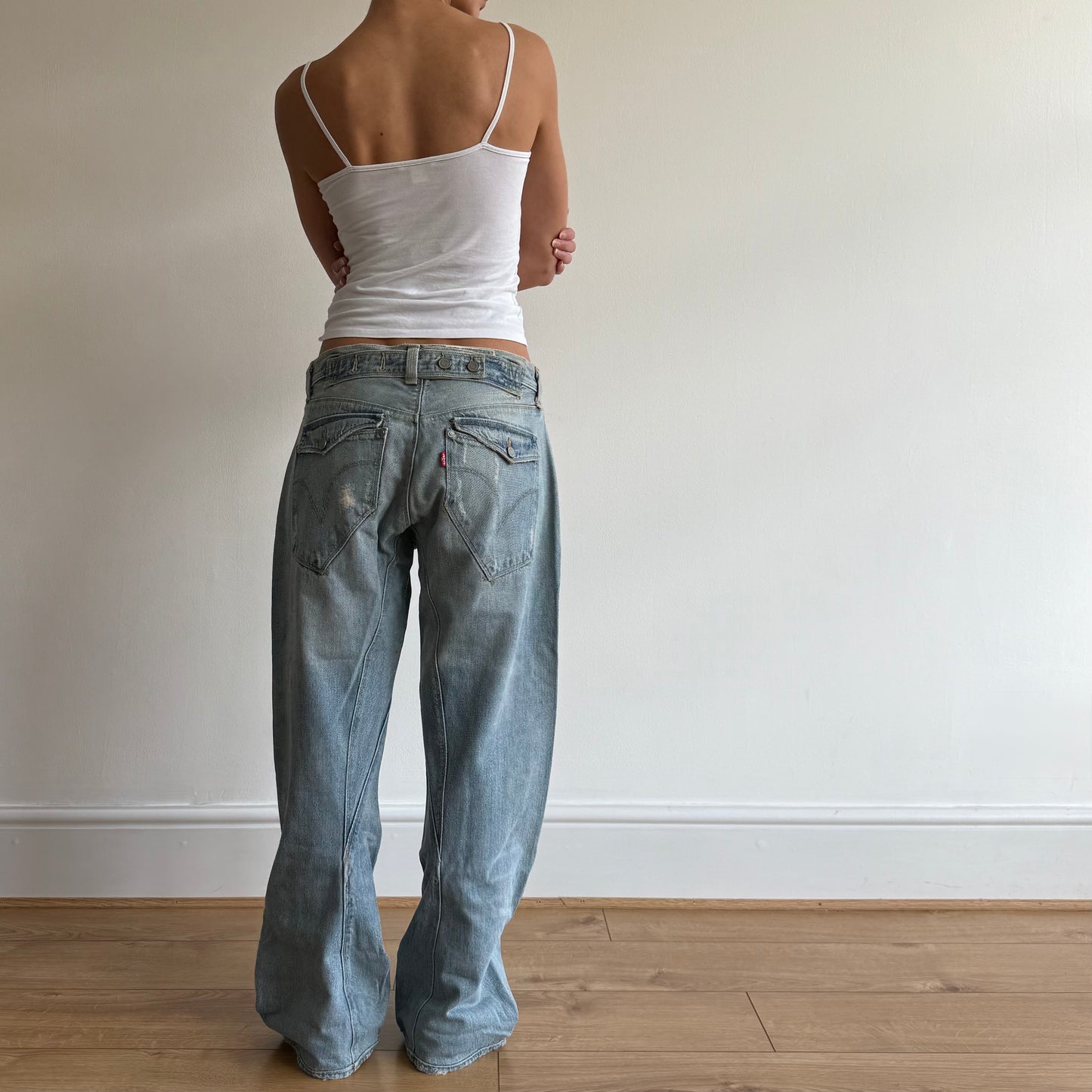 Levi’s Engineered button jeans - Size 32x34