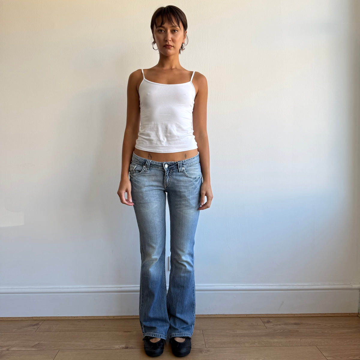 Levi’s low waist bootcut jeans - Size 30x31.5