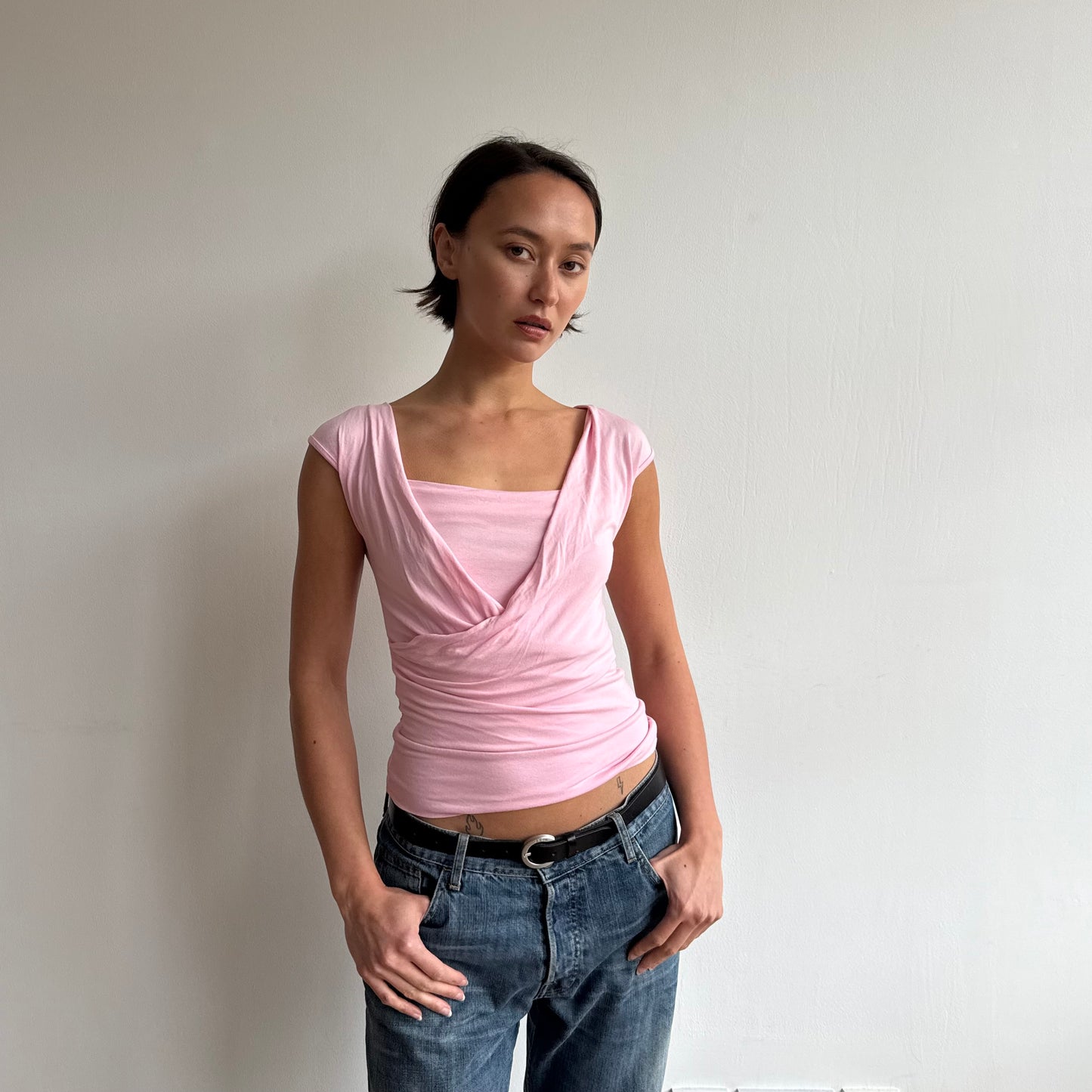 Pink keyhole wrap top - Size S