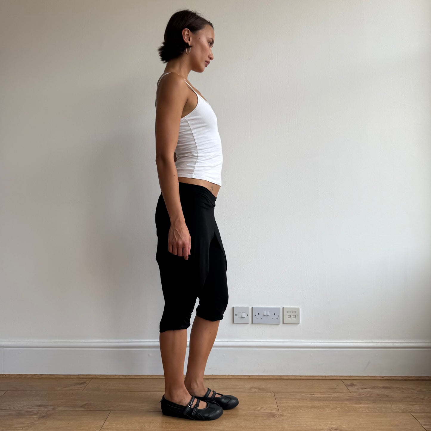 Black wrap front capris - Size XS