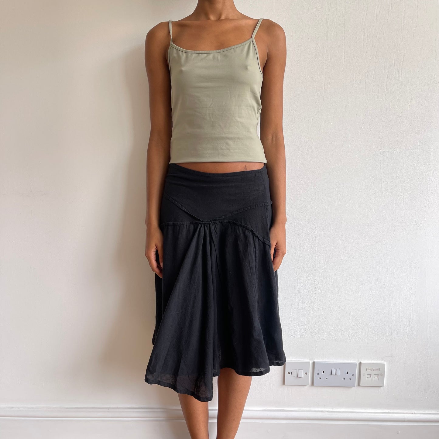 Asymmetric black skirt - Size S