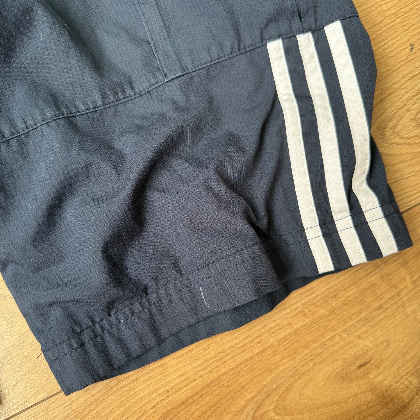 Navy Adidas capris - Size M (2)