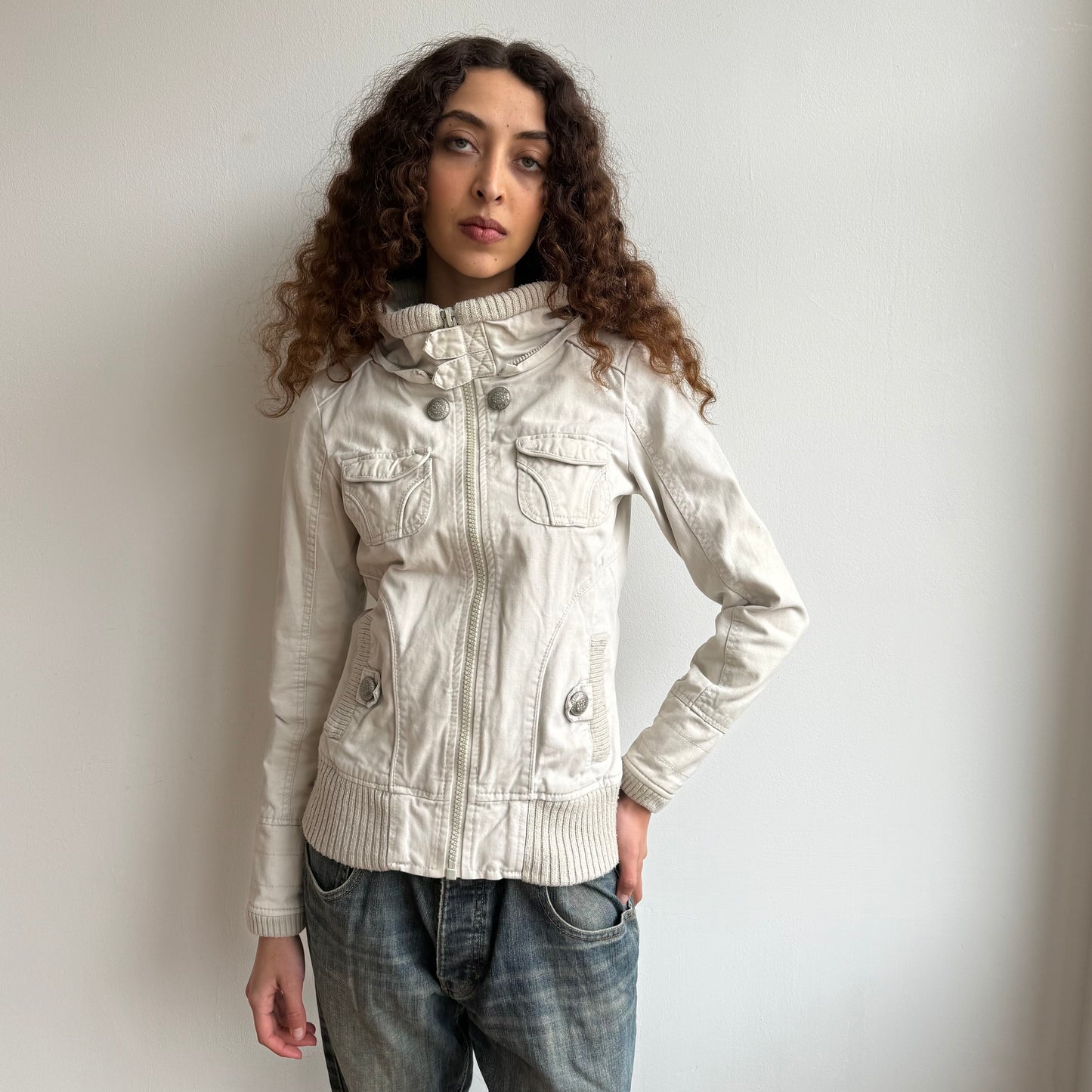 Cream cargo bomber jacket - Size S/M