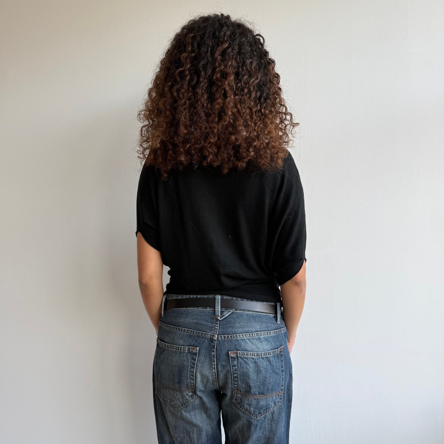 Black short sleeve slouchy knit - Size S