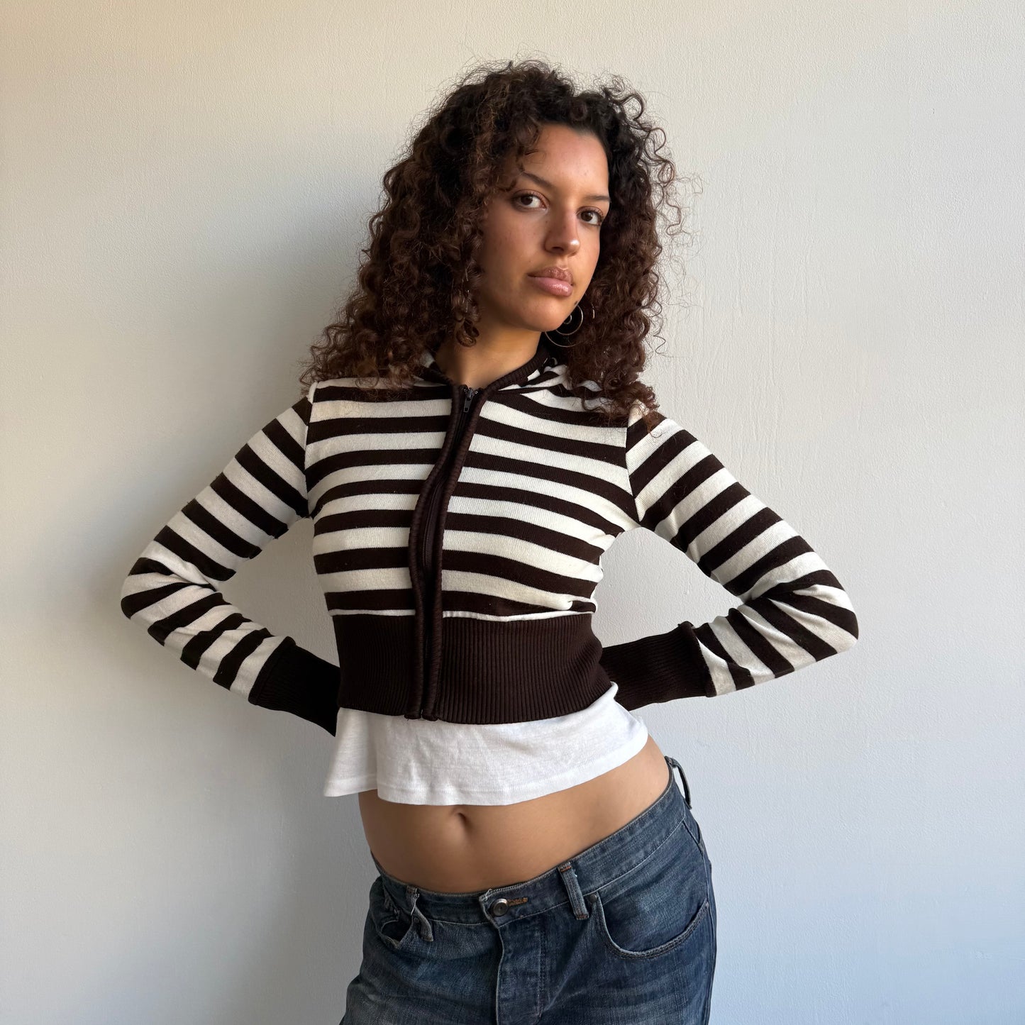 Brown and cream striped hoodie - Size S/M