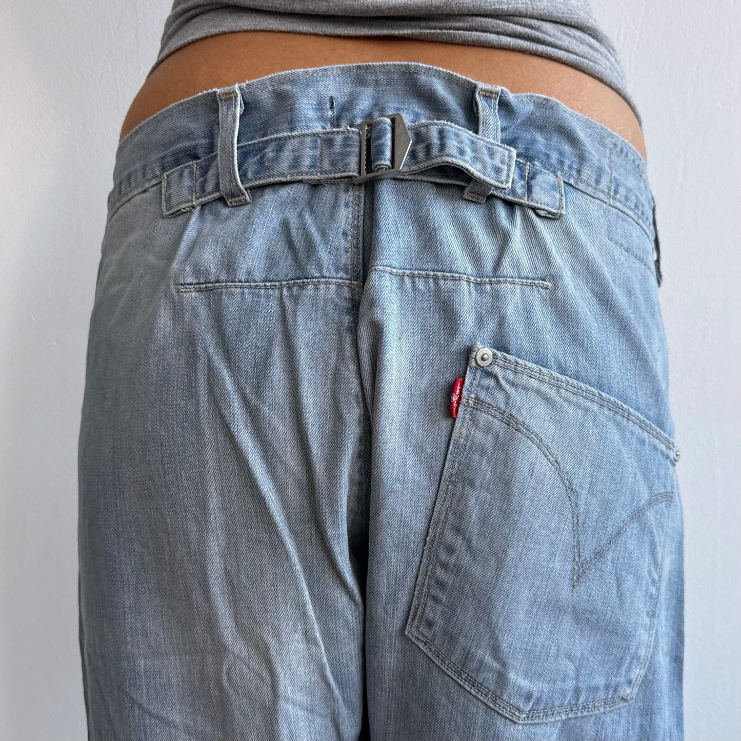 Levi’s Engineered buckle jeans - Size 34