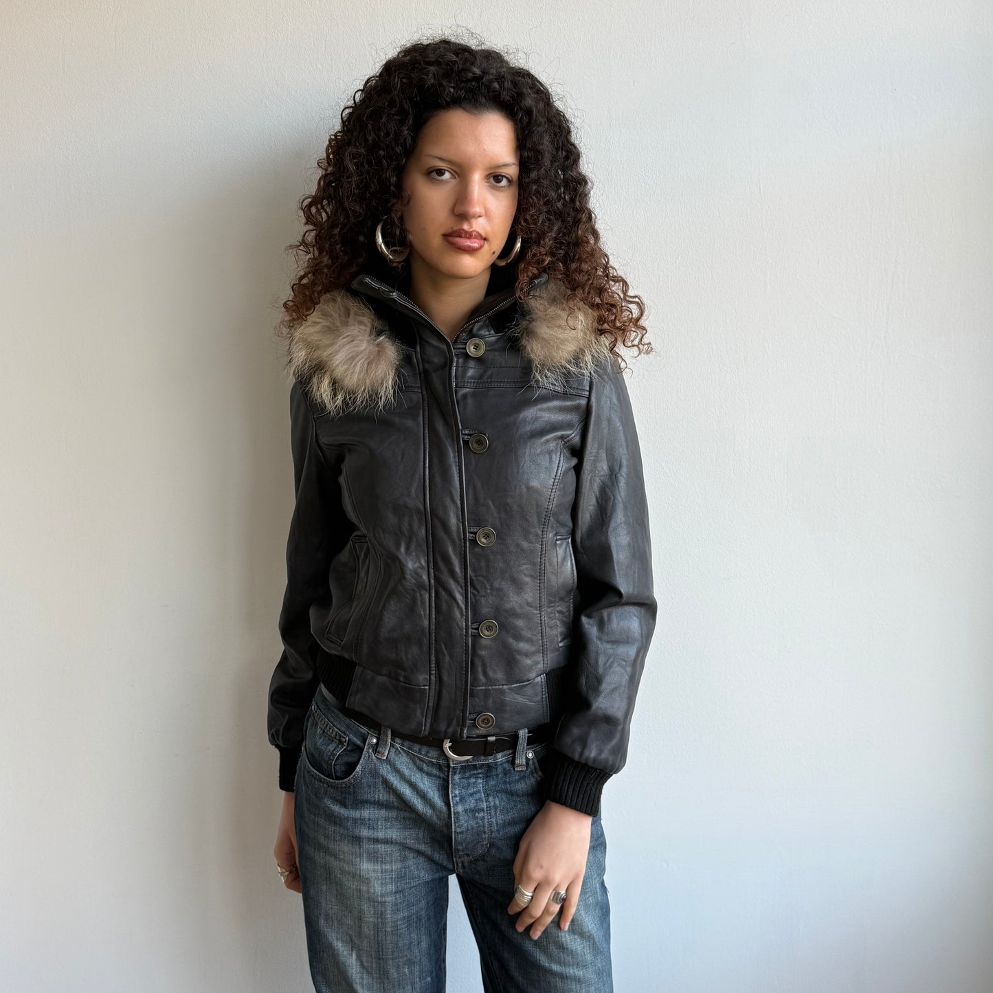 Black leather fur hood bomber - Size S/M