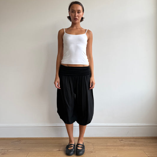 Black balloon capris - Size S