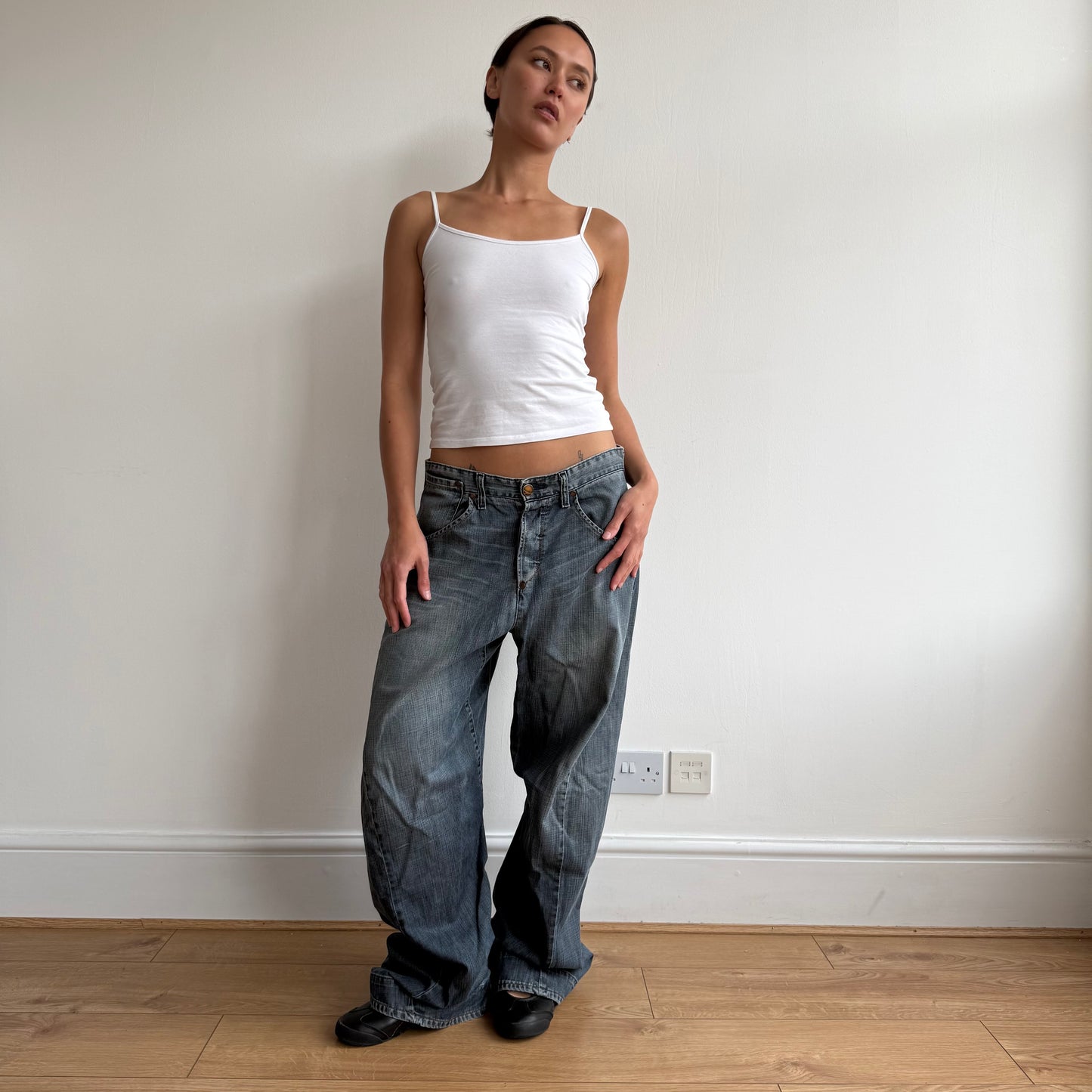 Levi’s Engineered cinch jeans - Size 34x32