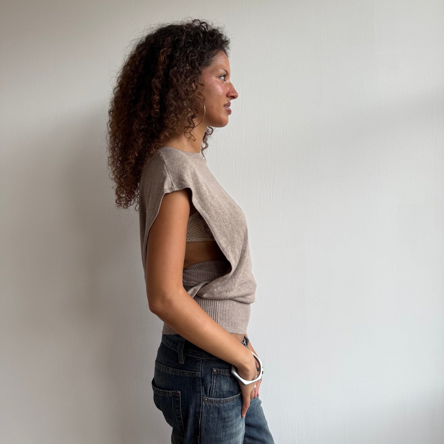 Beige open back knit - Size M