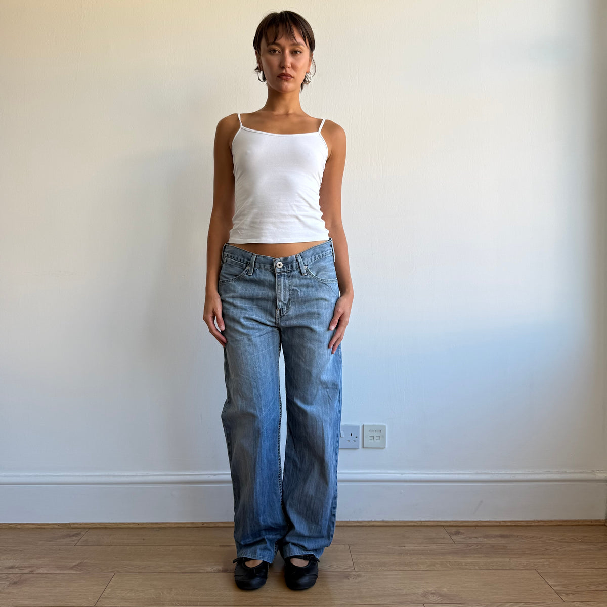 Levi’s cinch back jeans - Size 30x34