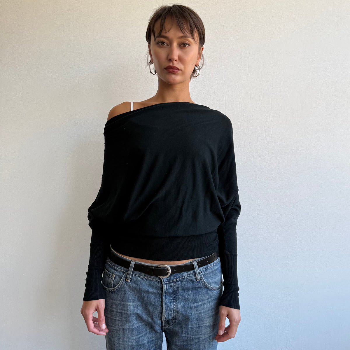 Black slouchy batwing jumper - Size M