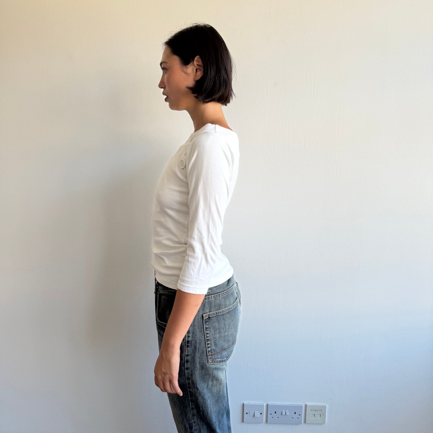 White 3/4 sleeve button top - Size S/M