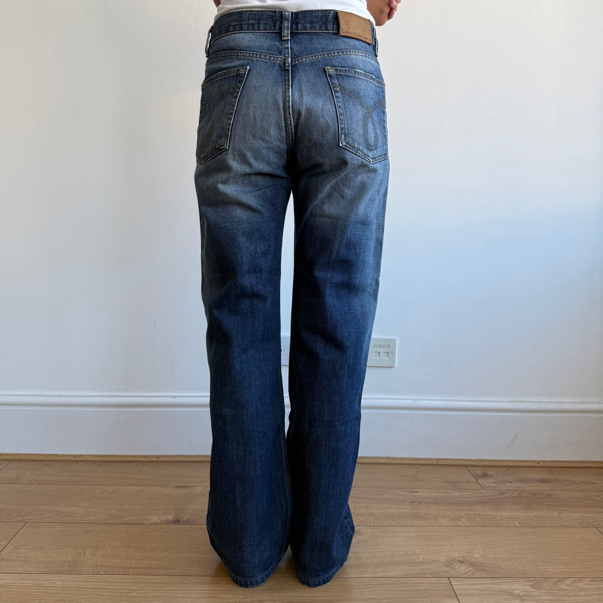 Calvin Klein mid wash jeans - Size 28x34