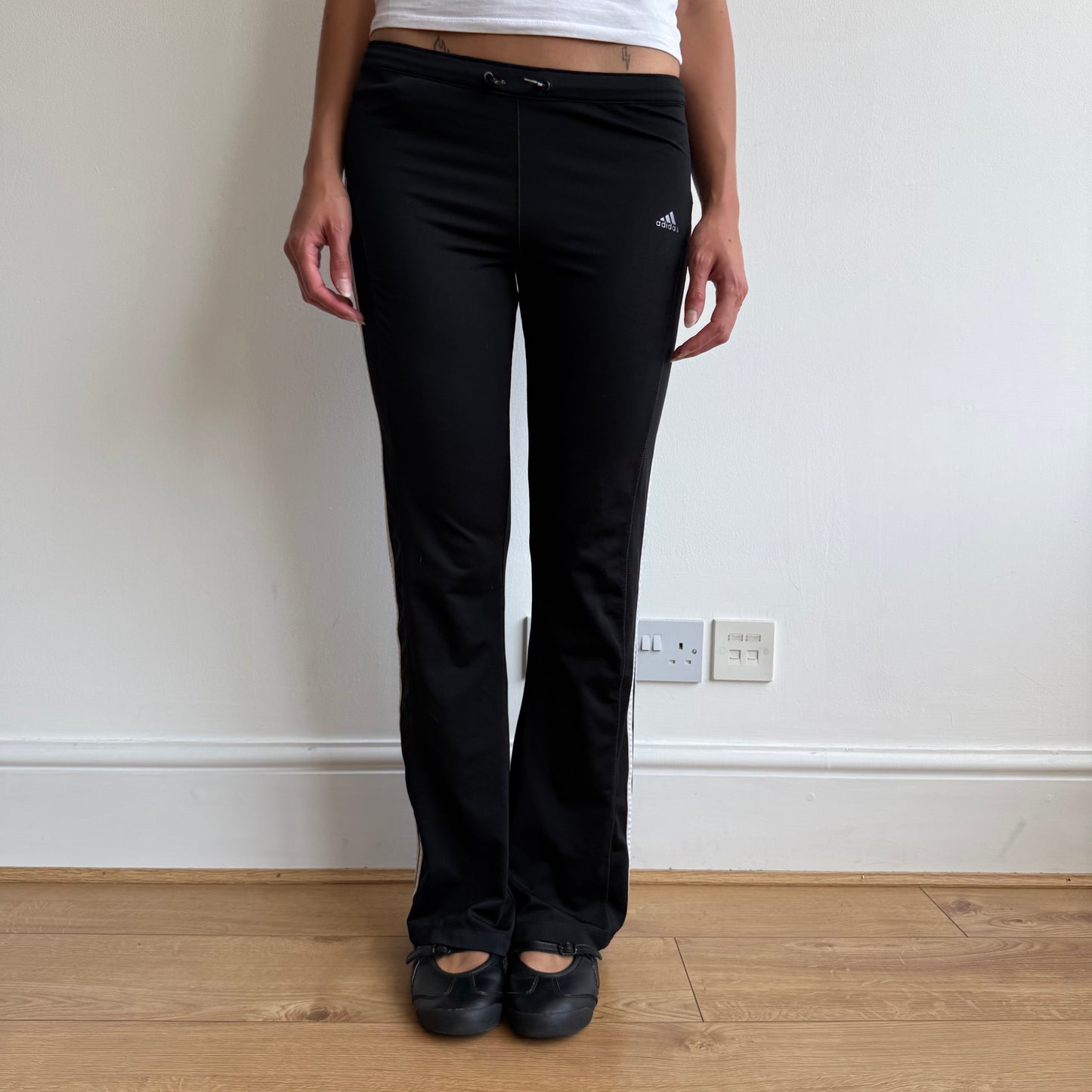 Black Adidas stripe flared yoga pants - Size XS