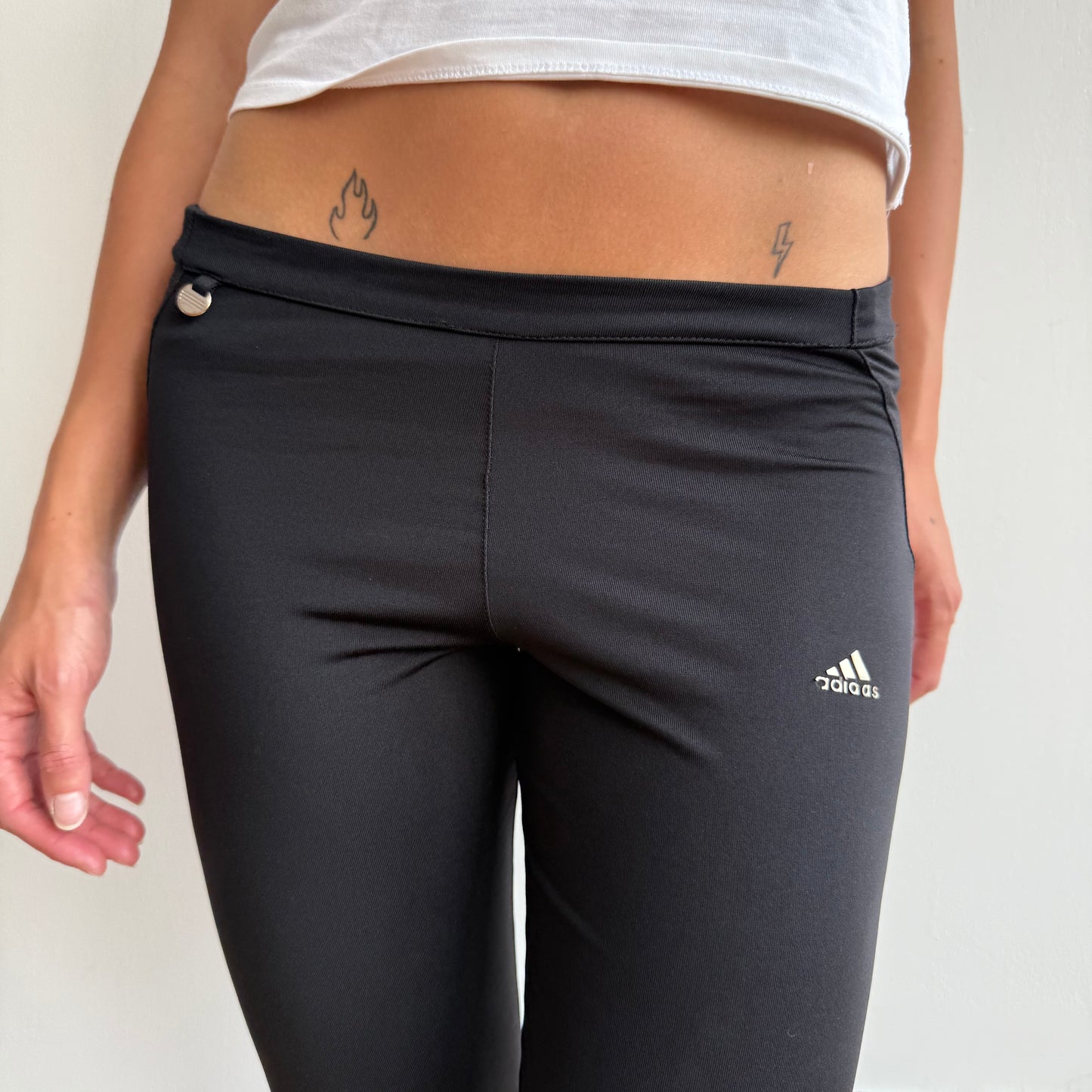 Black Adidas 3-stripe flared yoga pants - Size S