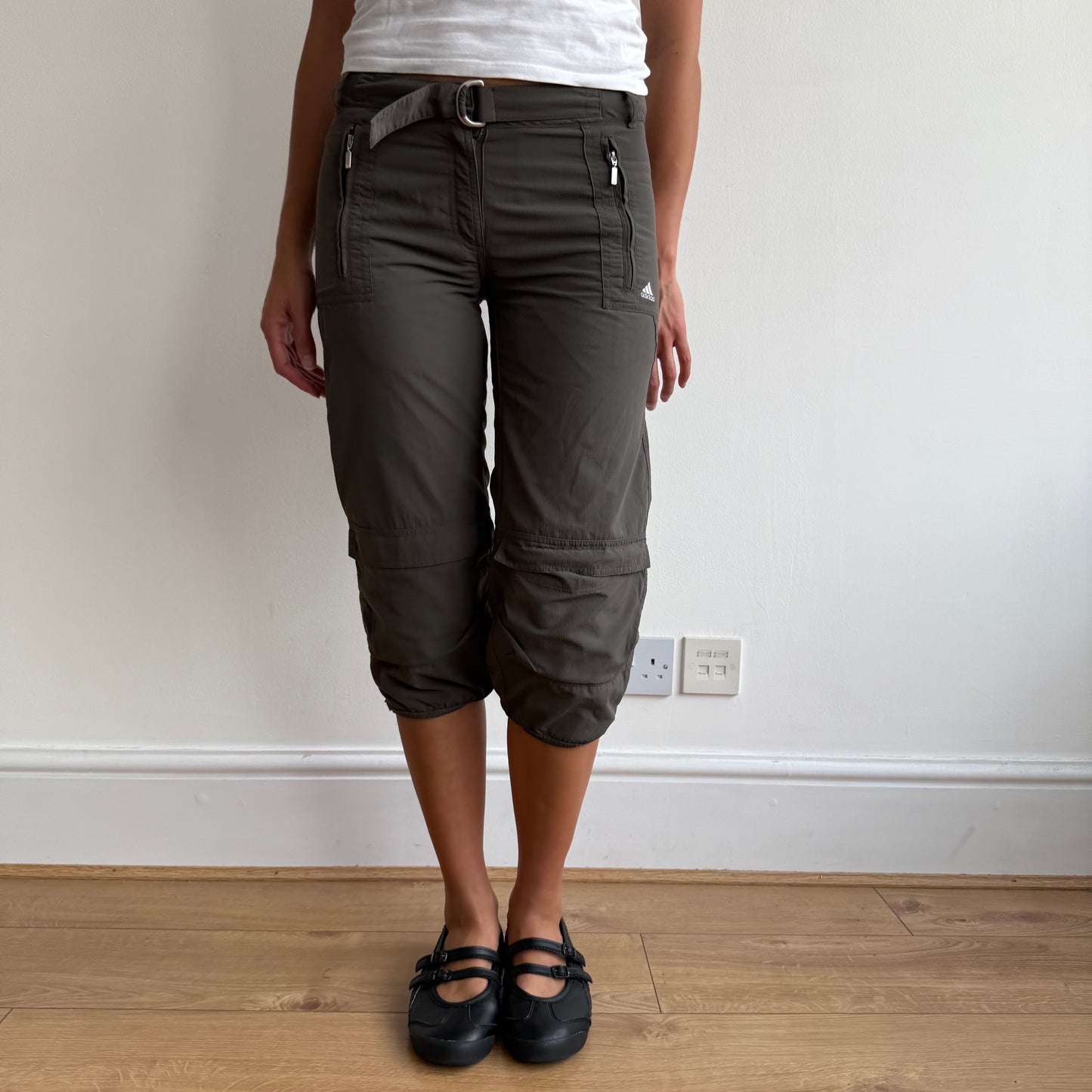 Khaki Adidas belt capris - Size XS