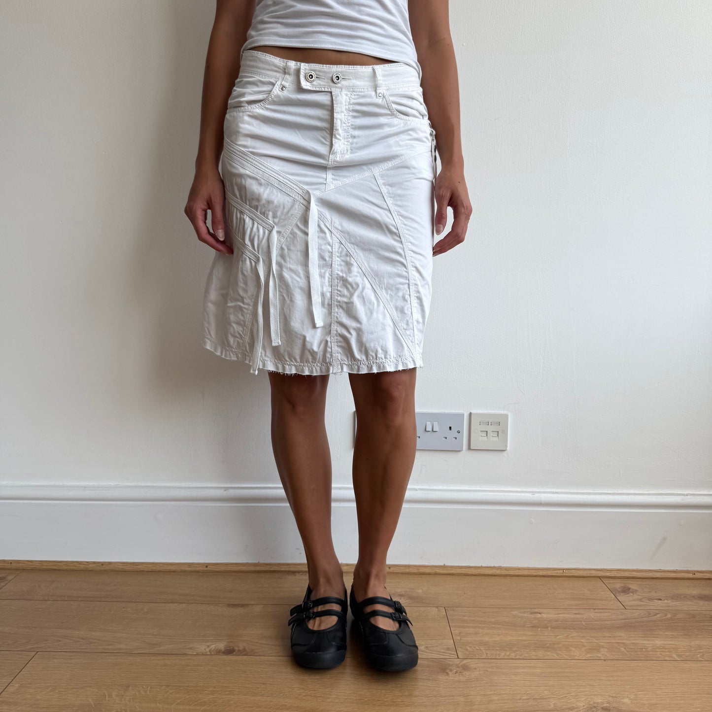 White cargo tassel skirt - Size XS + S