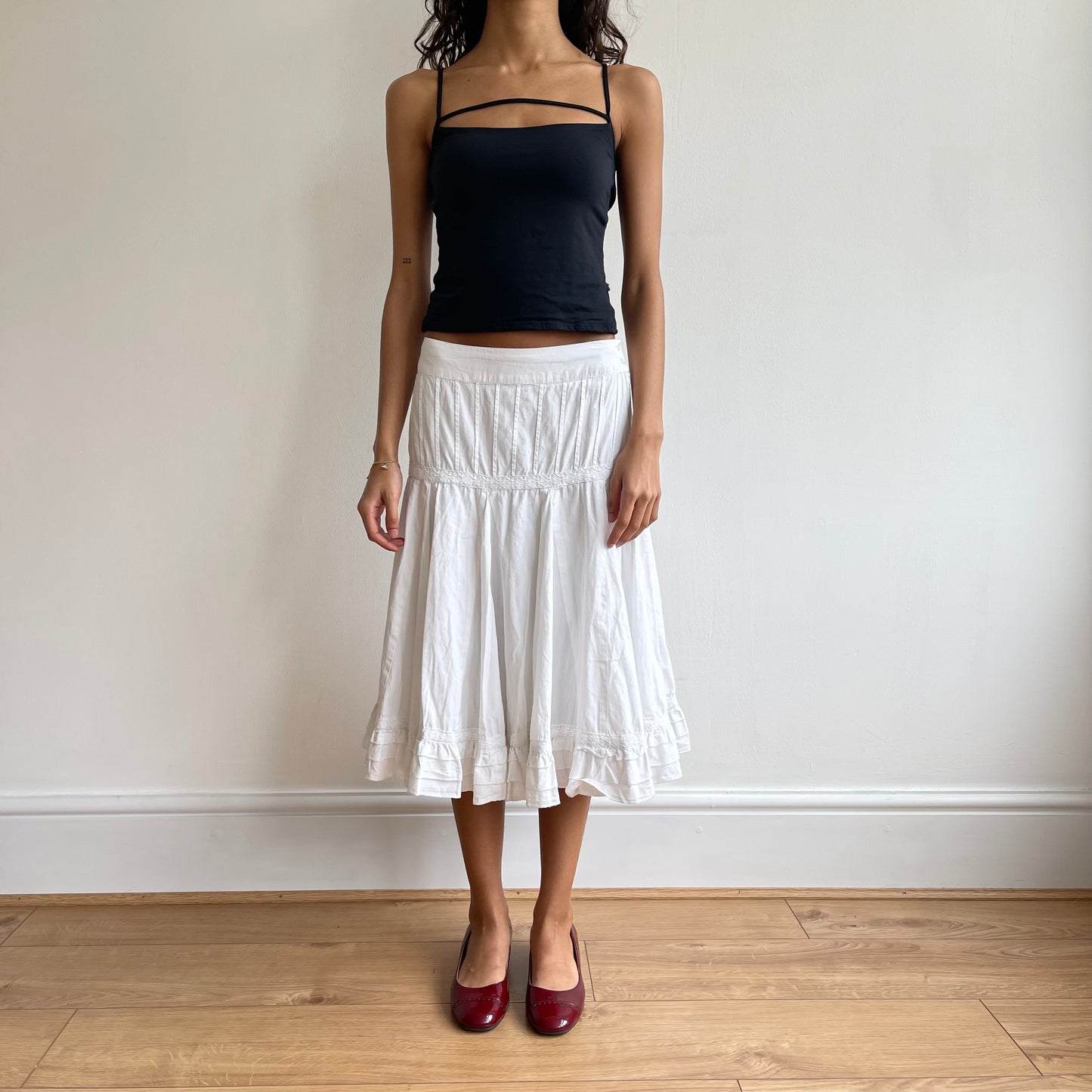 White broderie midi skirt - Size S/M