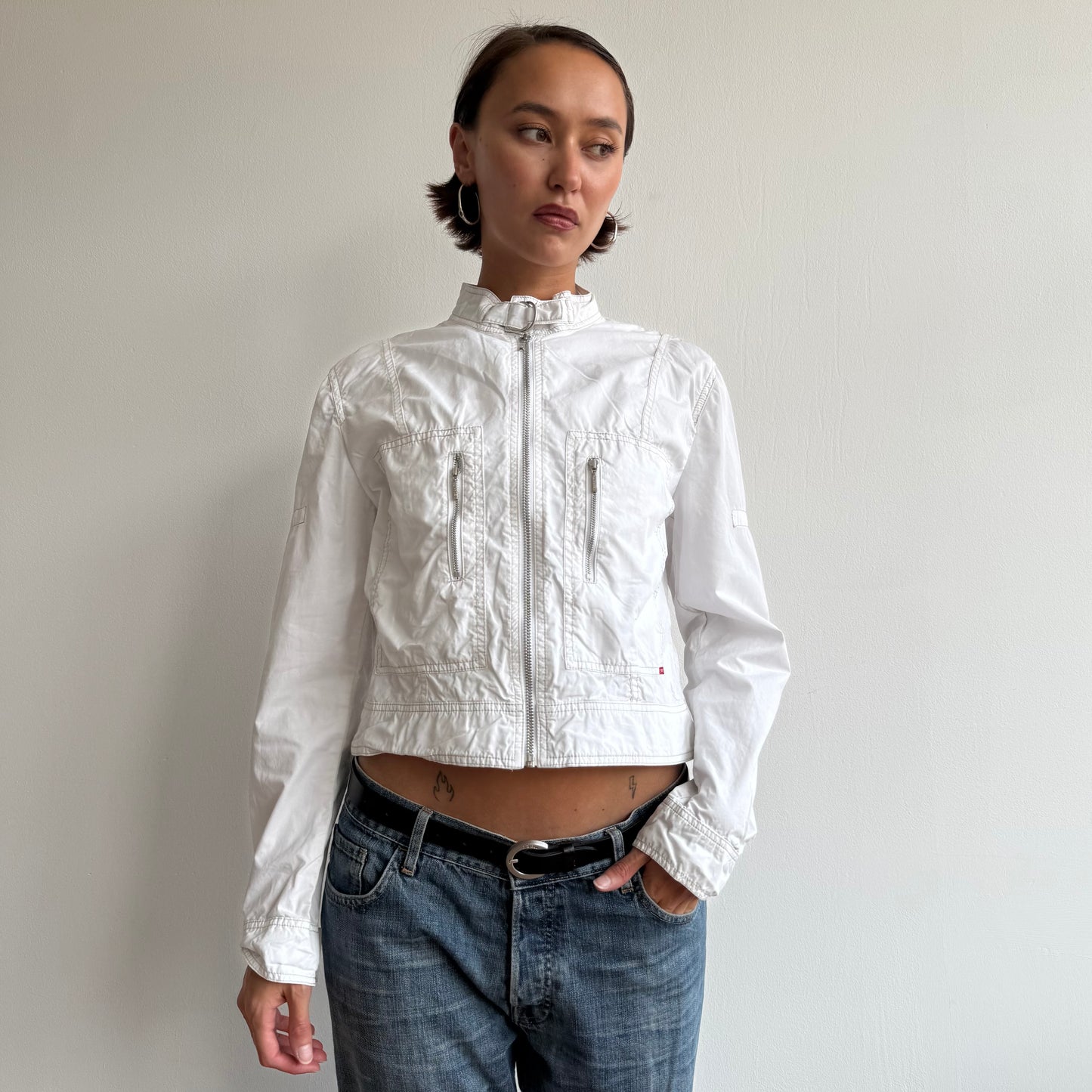 White cargo zip up jacket - Size M