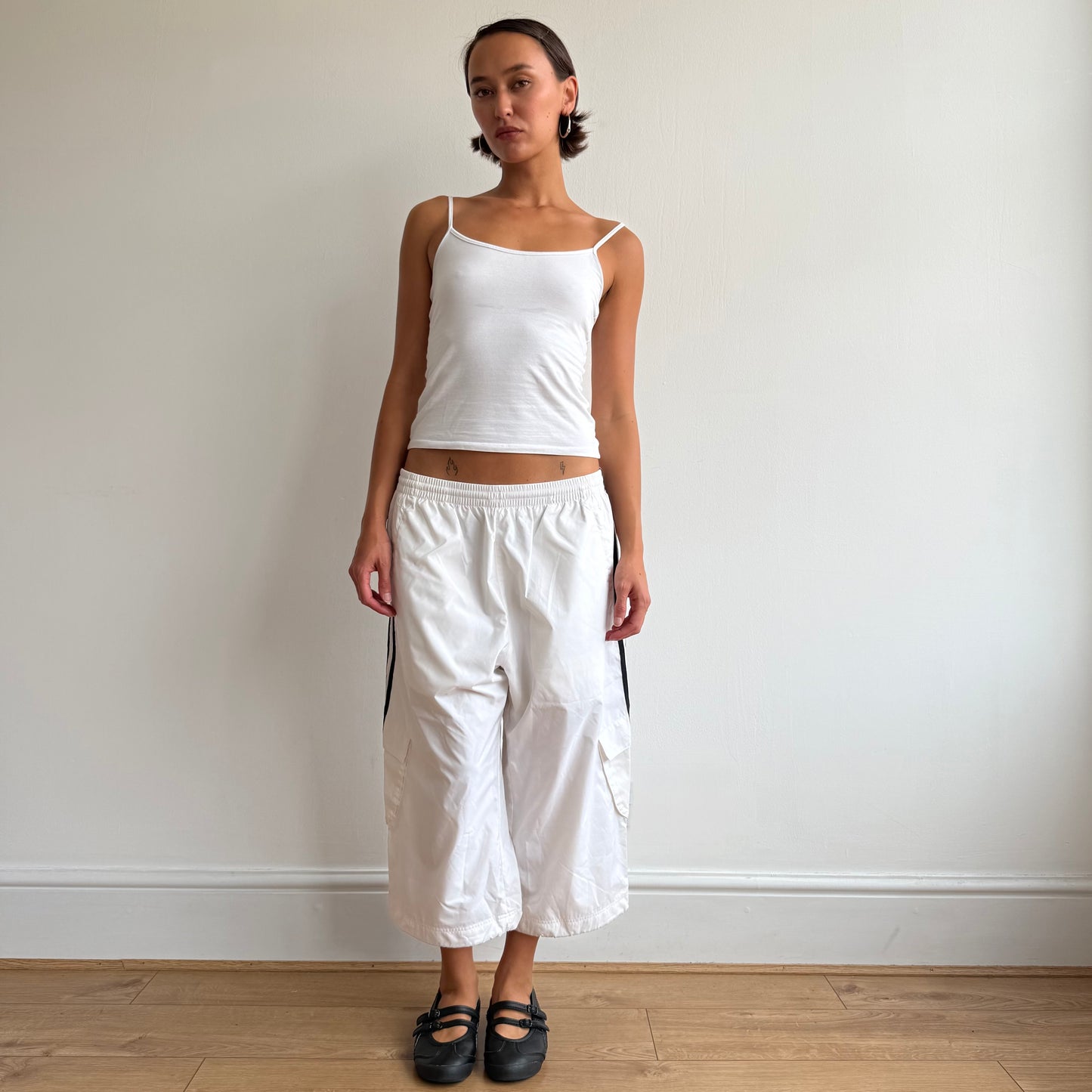 White Adidas cargo capris - Size M/L