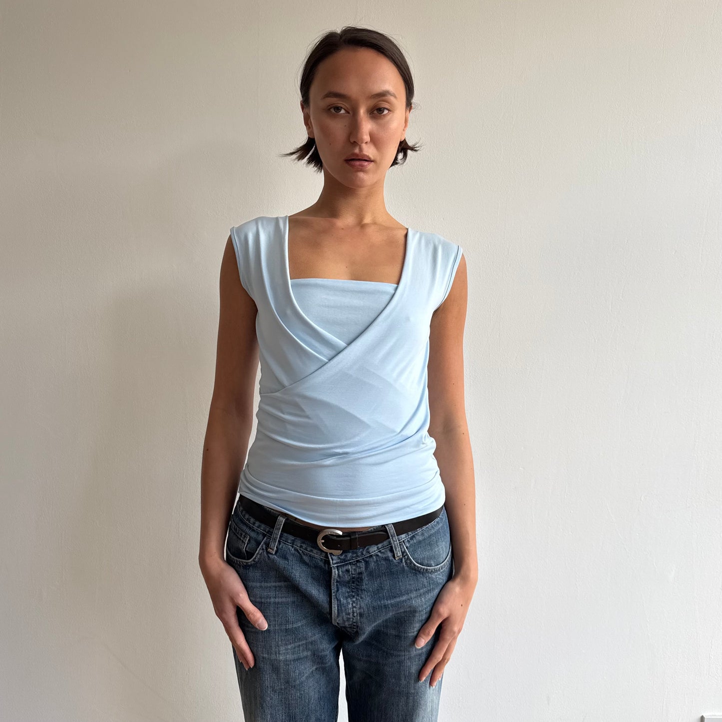 ‘The Keyhole Top’ sleeveless - Sky