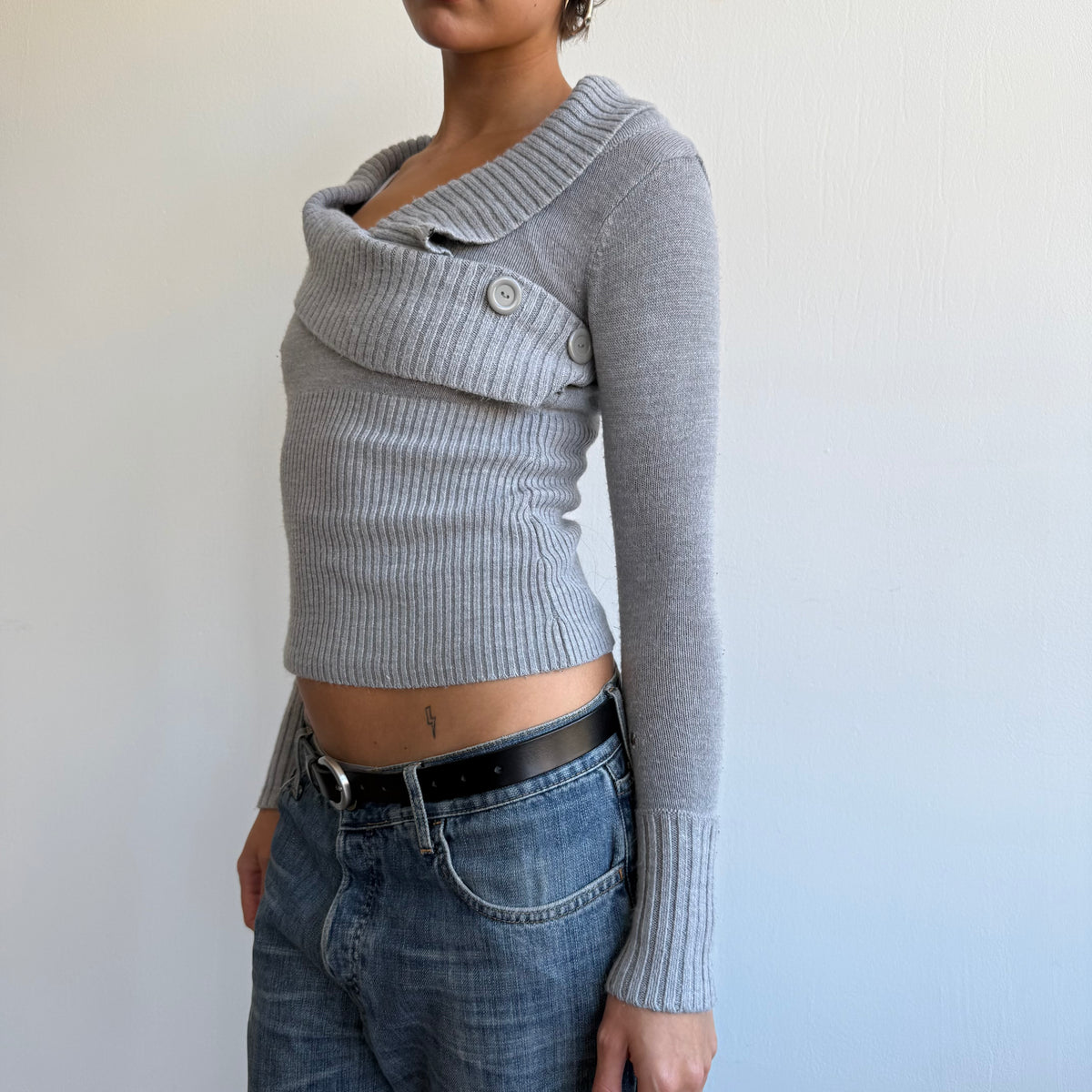 Grey v-neck button neck knit - Size XS