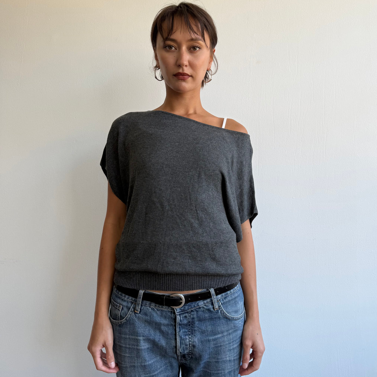 Charcoal slouchy short sleeve knit - Size M