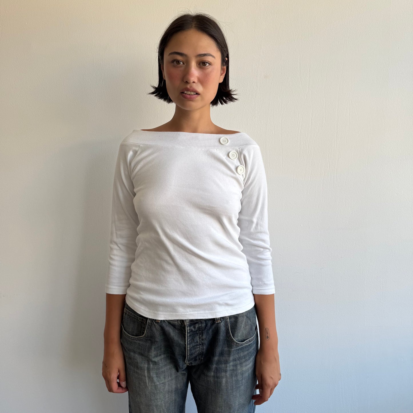 White 3/4 sleeve button top - Size S/M