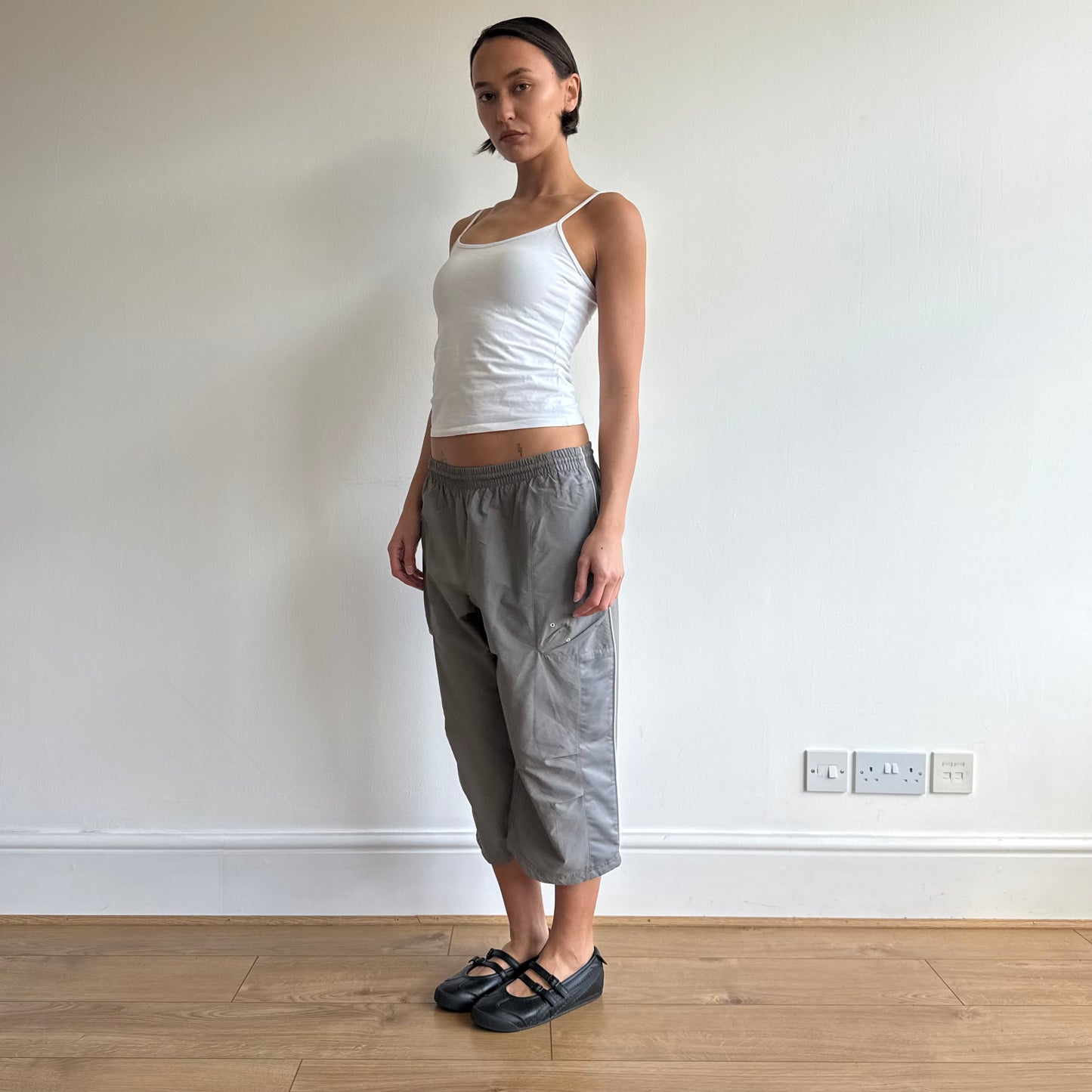 Grey Adidas bi-material capris - Size S-M