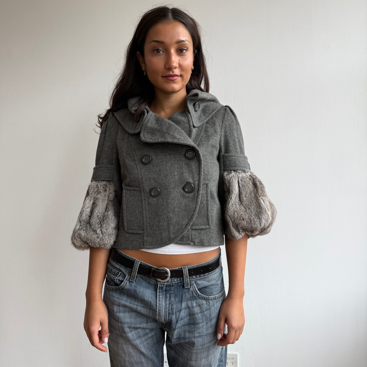 Grey cropped fur sleeve peacoat - Size S
