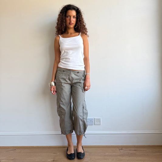 Khaki toggle capris - Size S/M