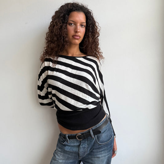Black + white striped slouchy knit - Size S/M