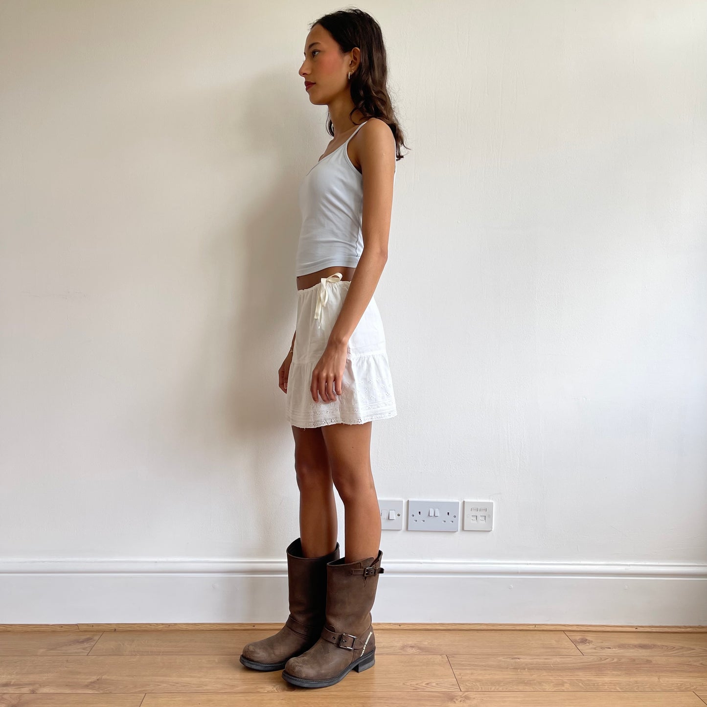 White broderie tie side skirt - Size XS