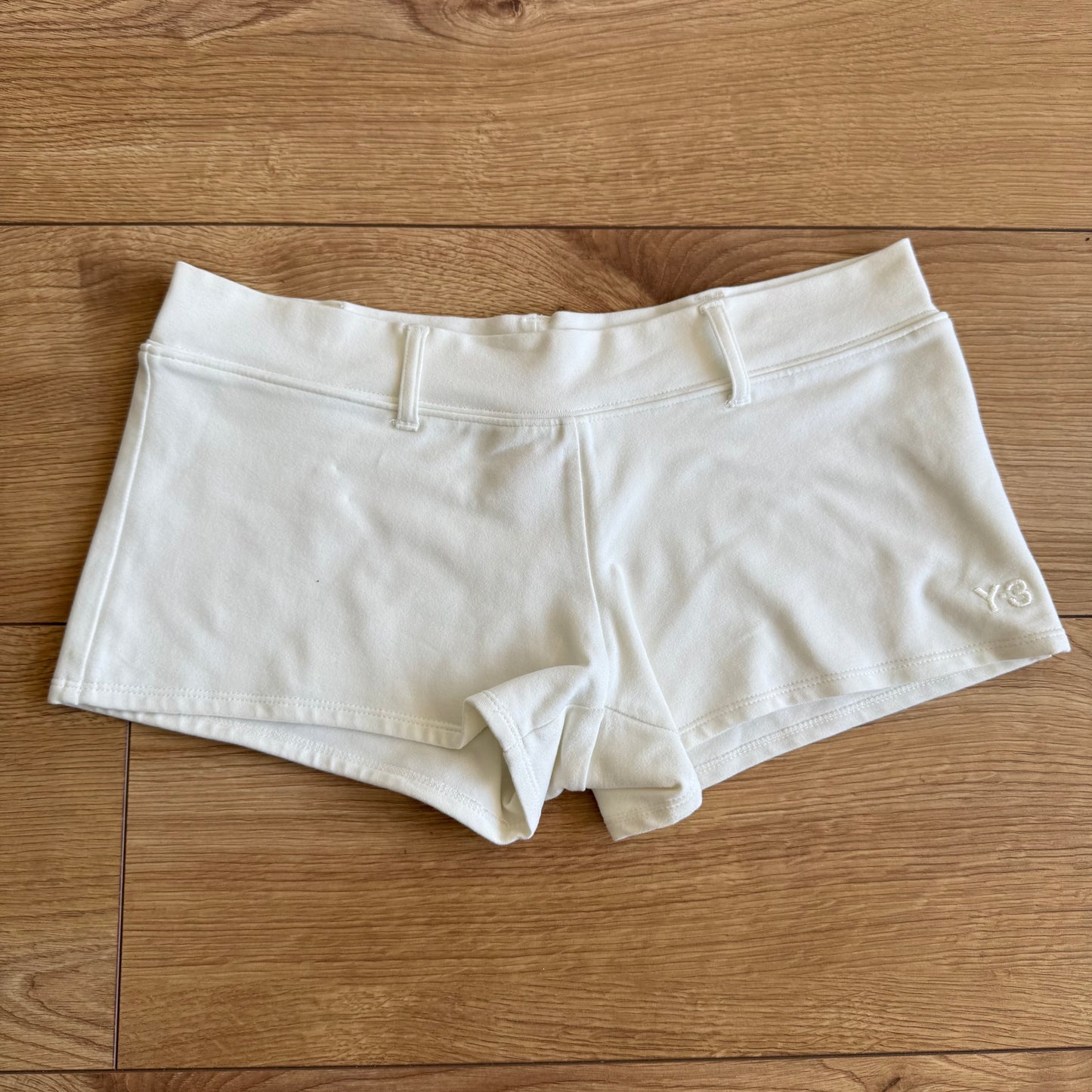 Cream Y-3 Adidas mini shorts - Size XS