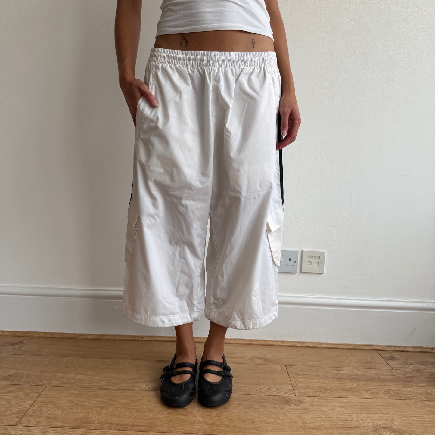 White Adidas cargo capris - Size M/L