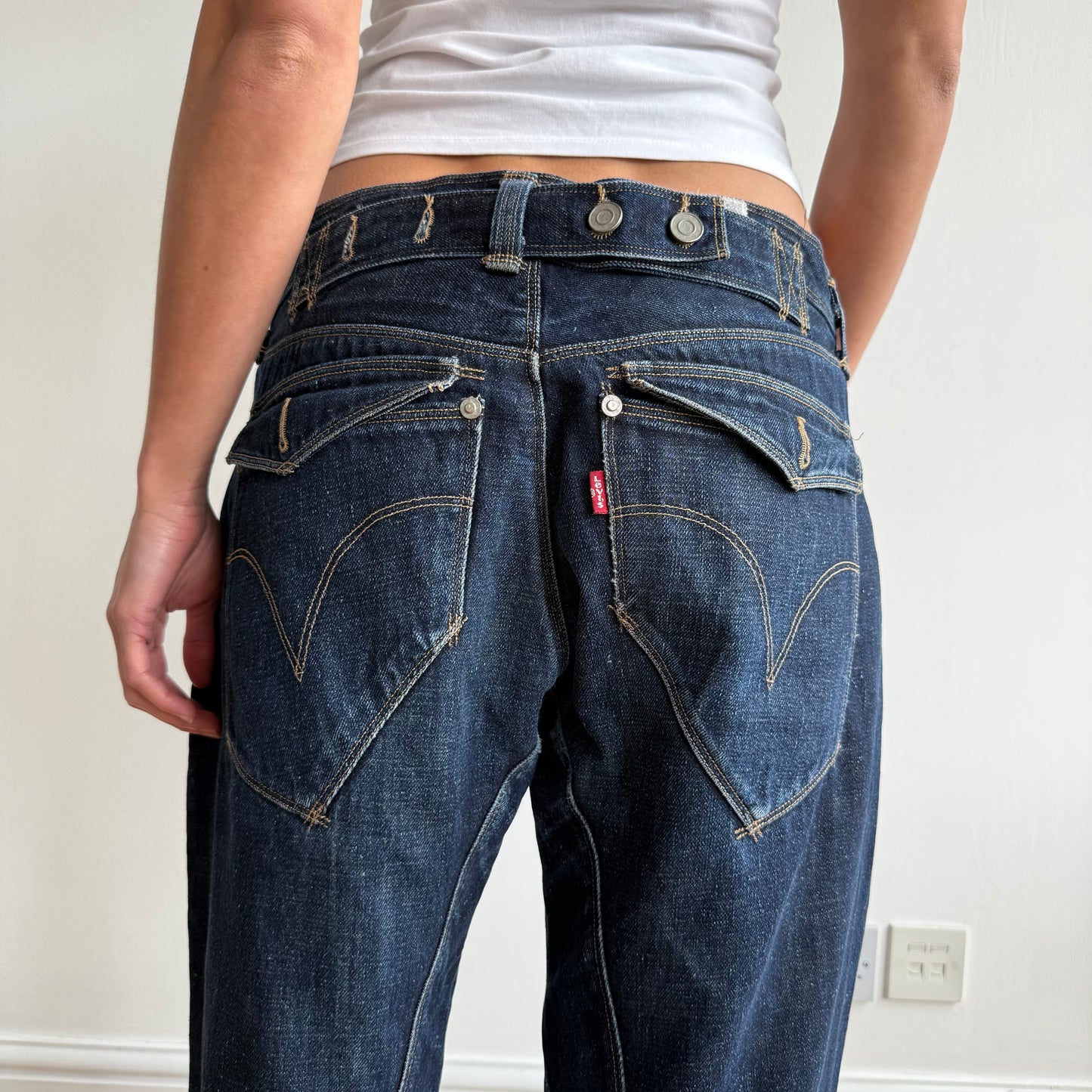 Levi’s Engineered dark wash button jeans - Size 32x32