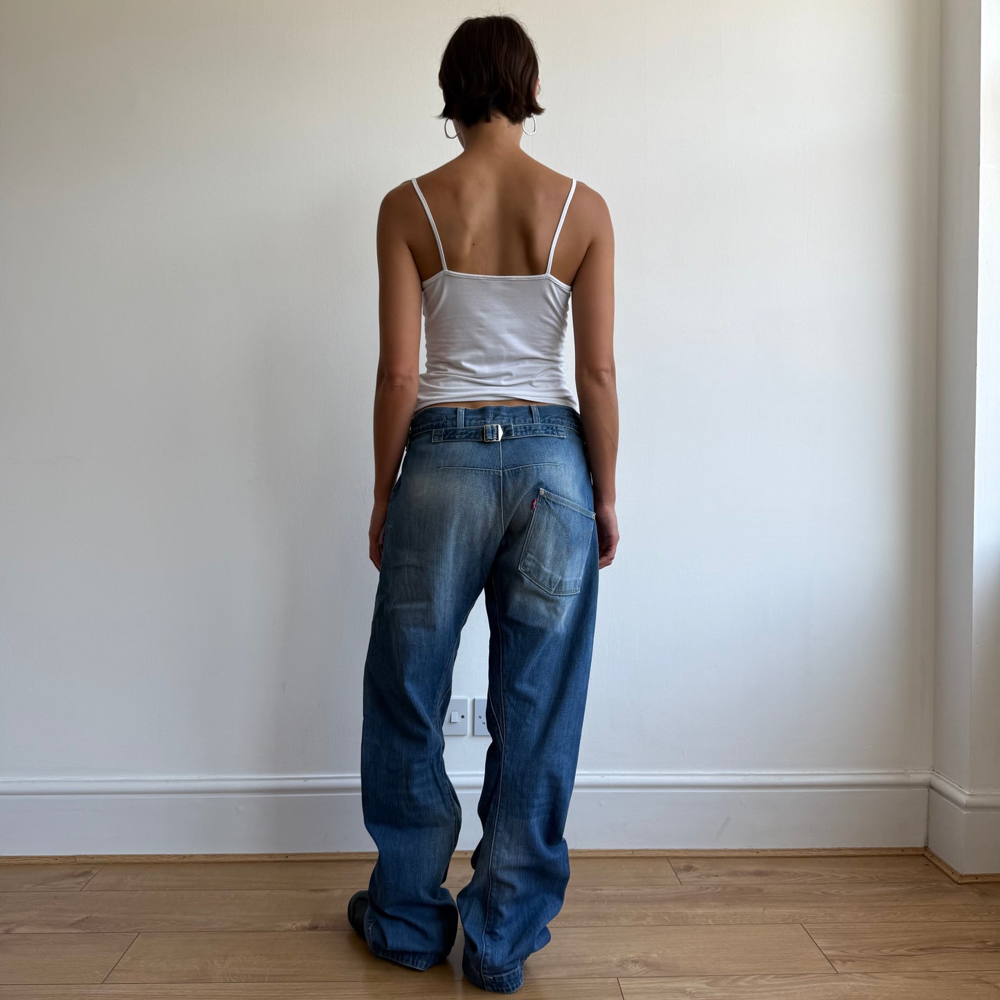 Levi’s Engineered cinch back jeans - Size 32x32