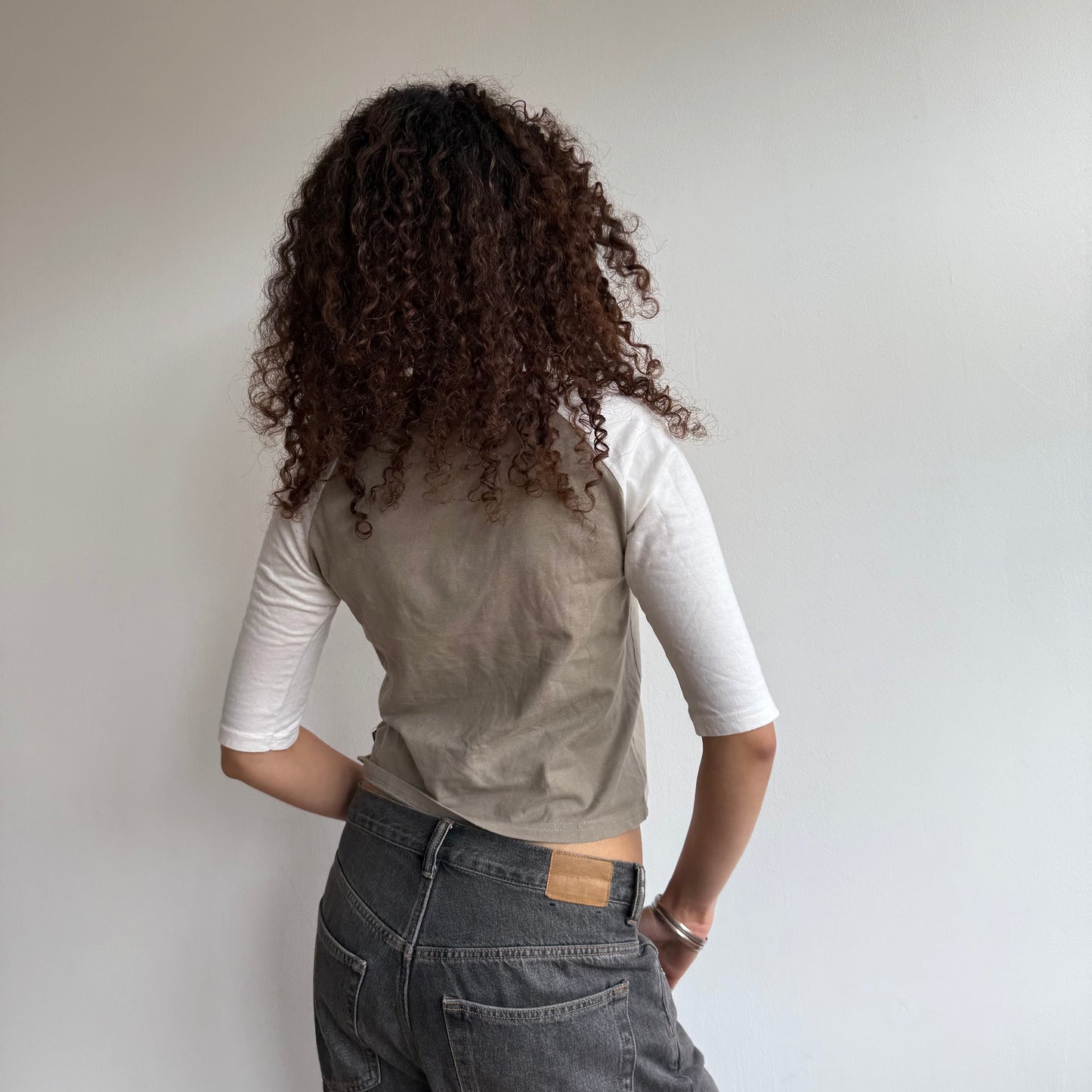 Khaki ‘8’ 3/4 sleeve top - Size S