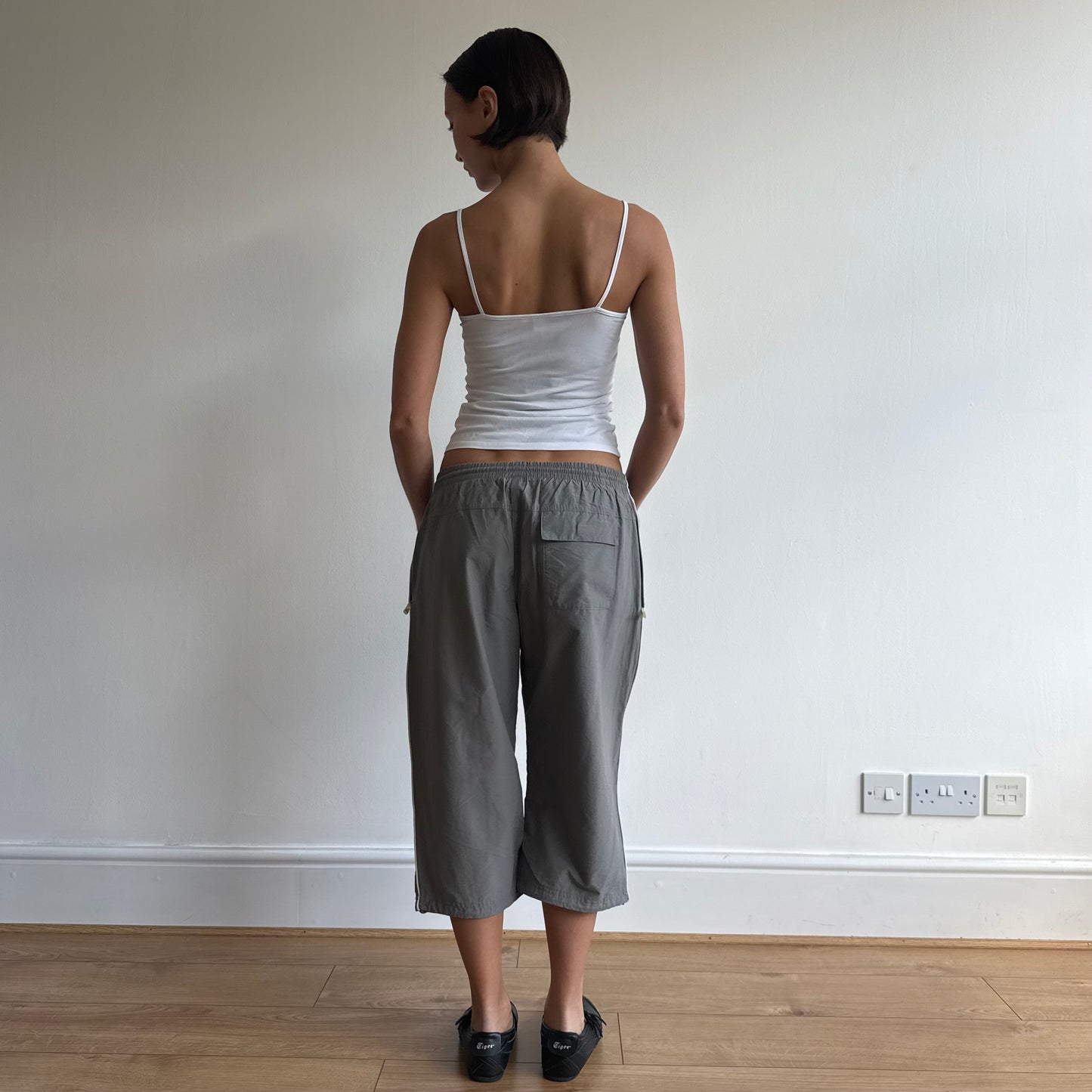 Grey Adidas bi-material capris - Size S-M