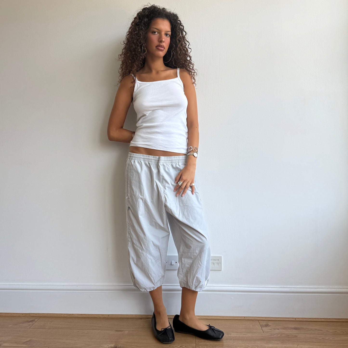 Light grey Adidas capris - Size L