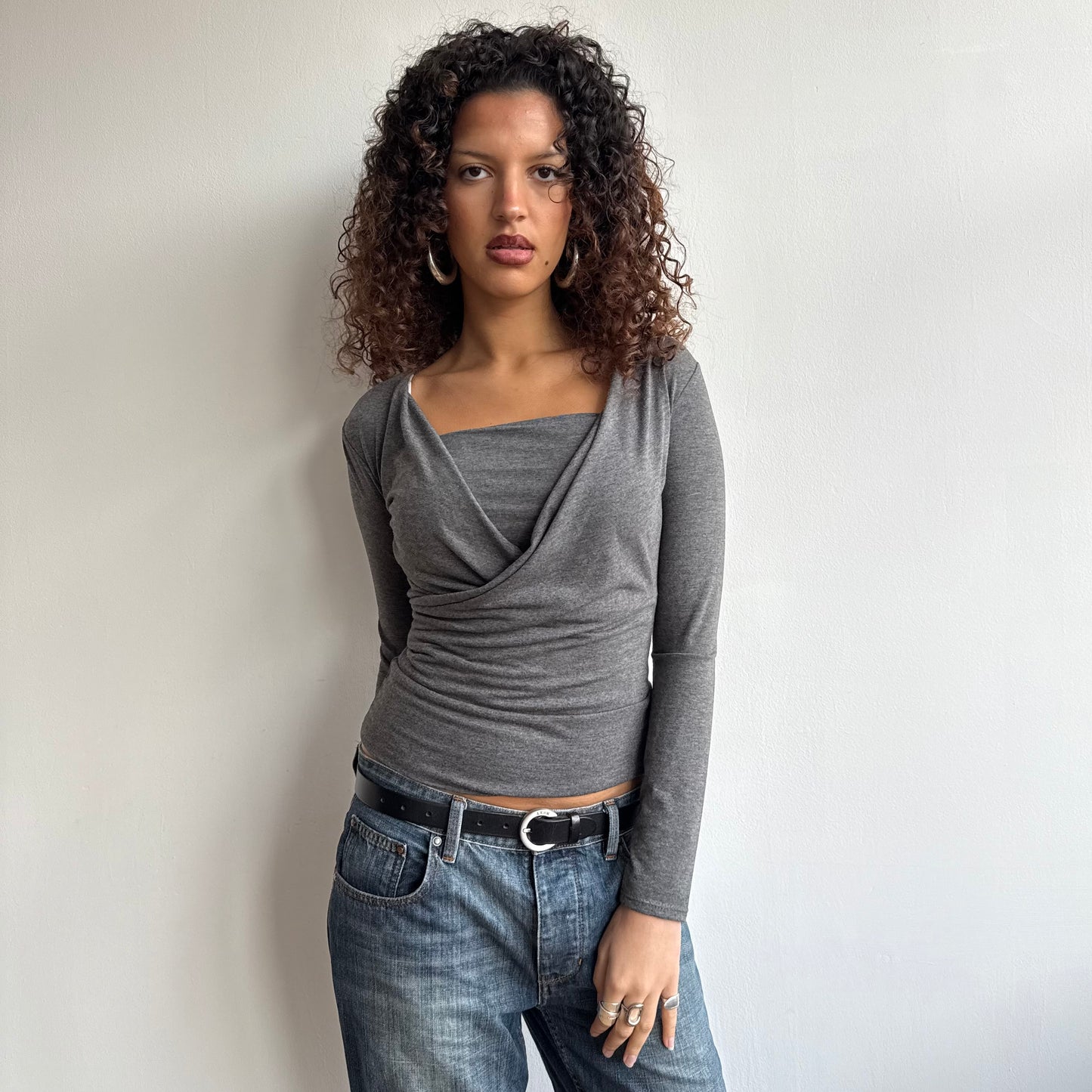 Charcoal grey keyhole top - Size S