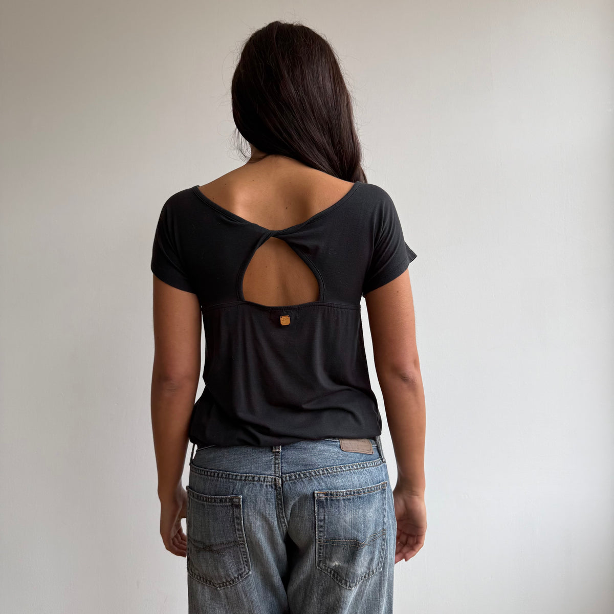 Black twist front top - Size M