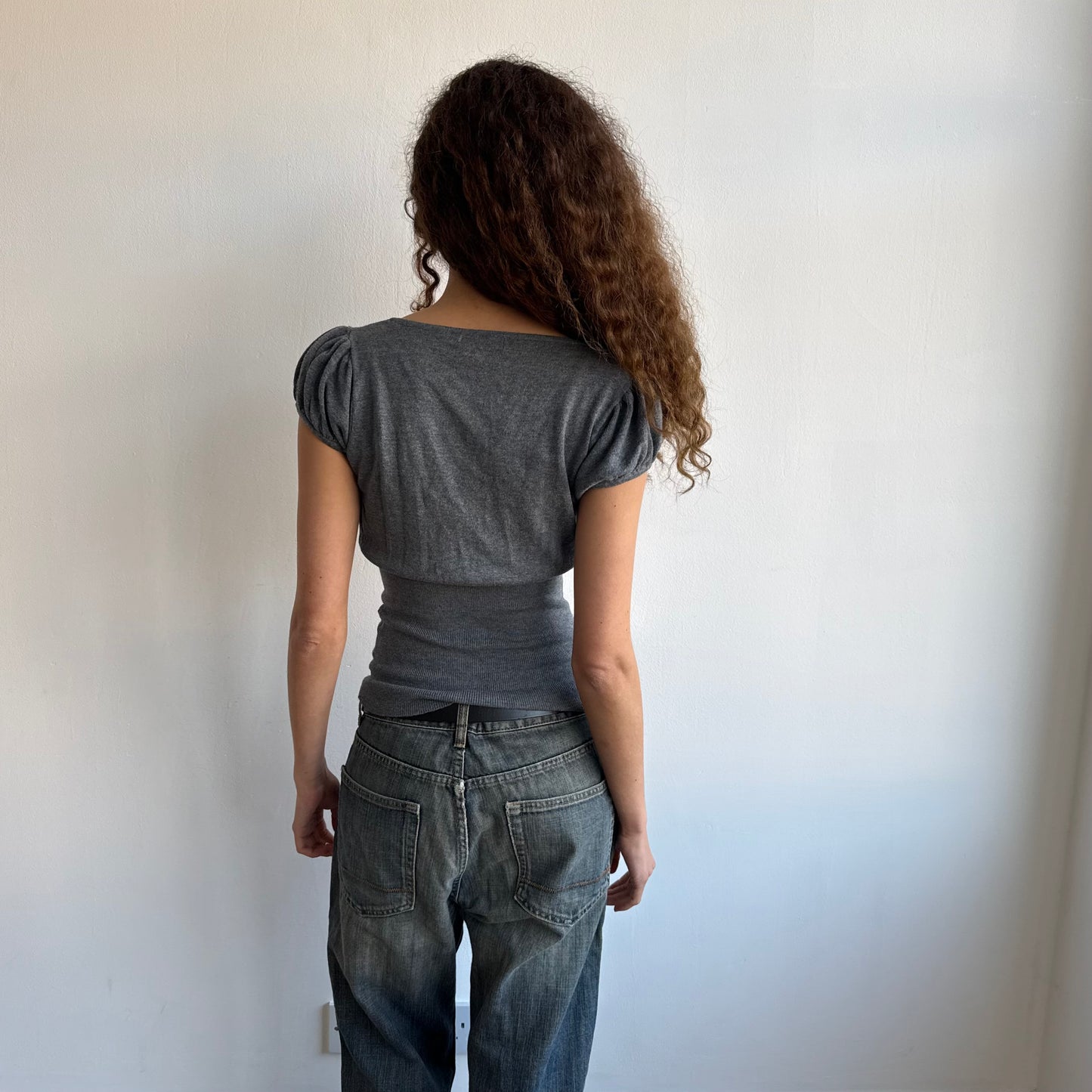 Grey short sleeve slouchy knit - Size S