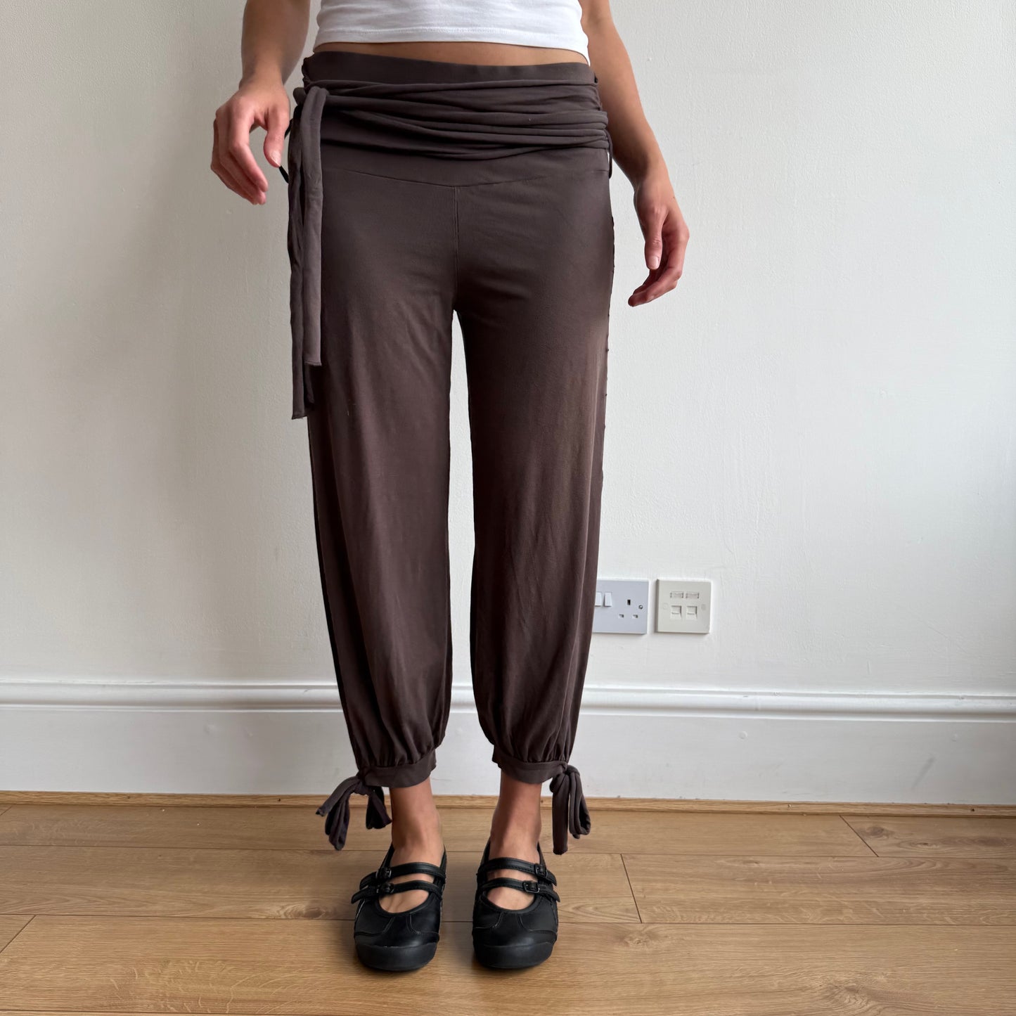 Brown Cop Copine harem pants - Size M