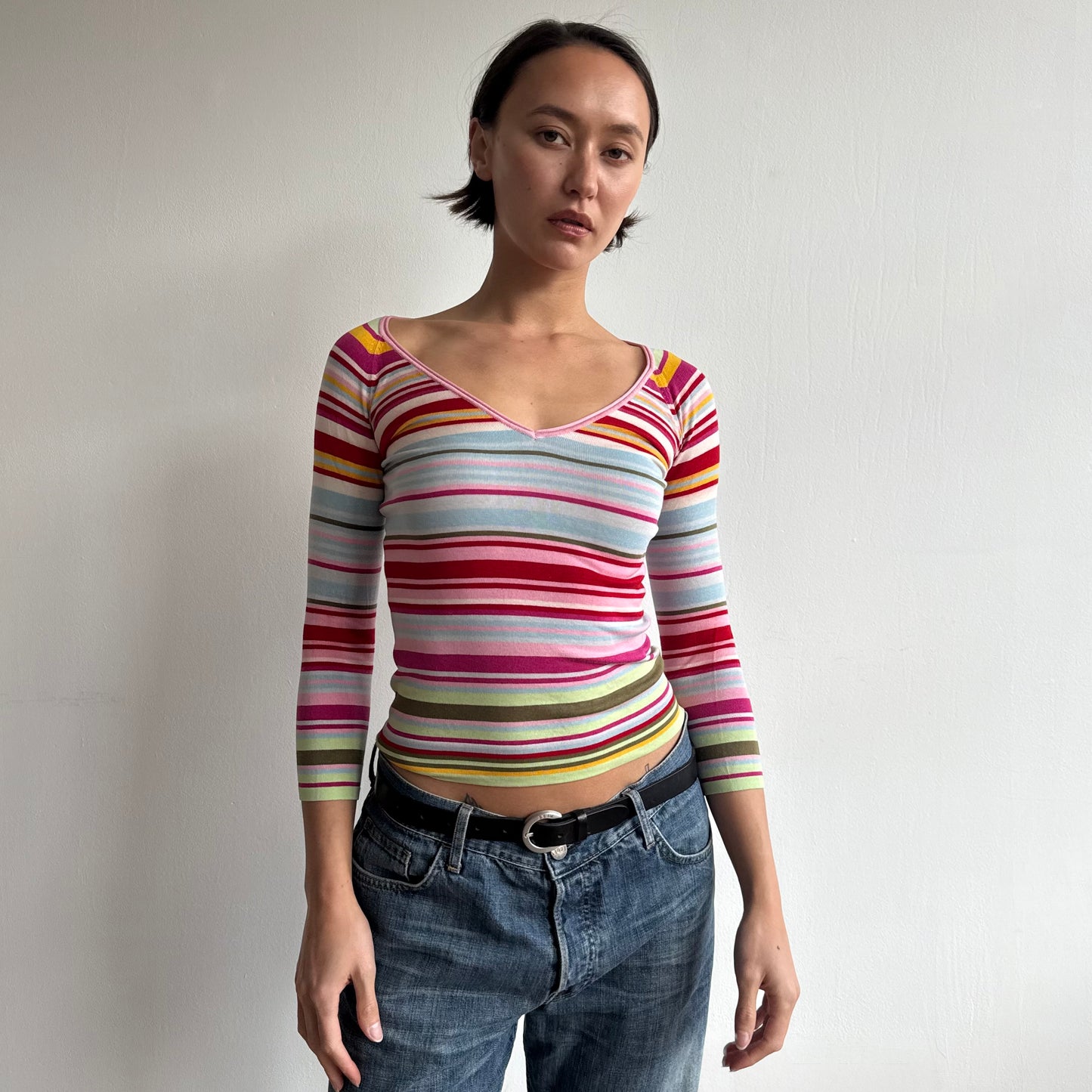 Rainbow striped v-neck knit - Size S