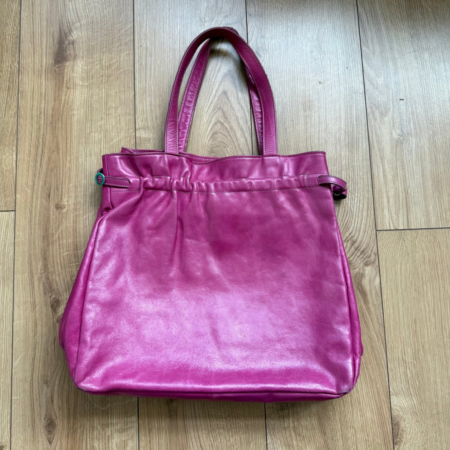 Hot pink leather handbag - One Size