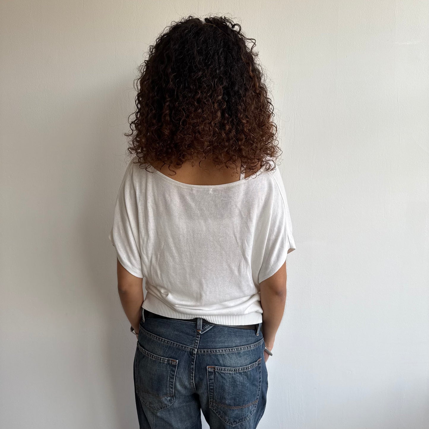 White short sleeve slouchy knit - Size M